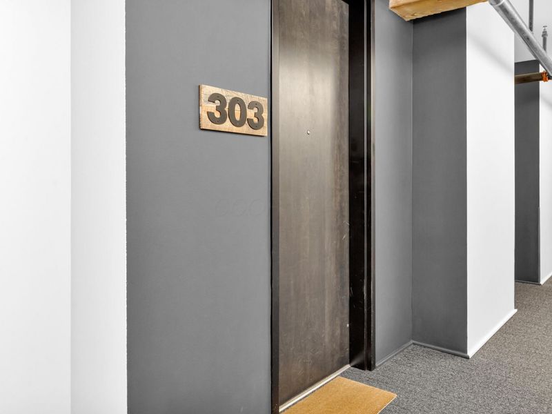 448 W Nationwide Boulevard, Unit 303, Columbus, OH 43215 Photo 8