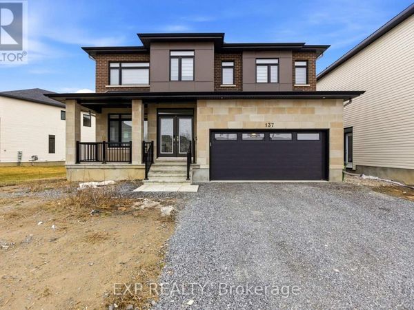 137 Shelleright Street , Ottawa, ON K2M0N9