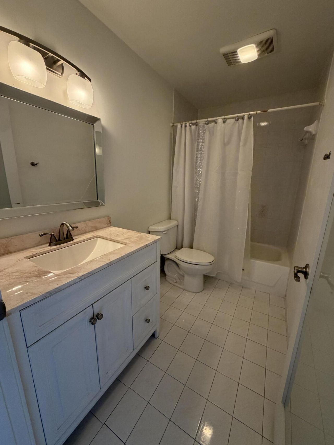 8851 NW 119th Street, Unit 2222-2, Hialeah Gardens, FL 33018 Photo