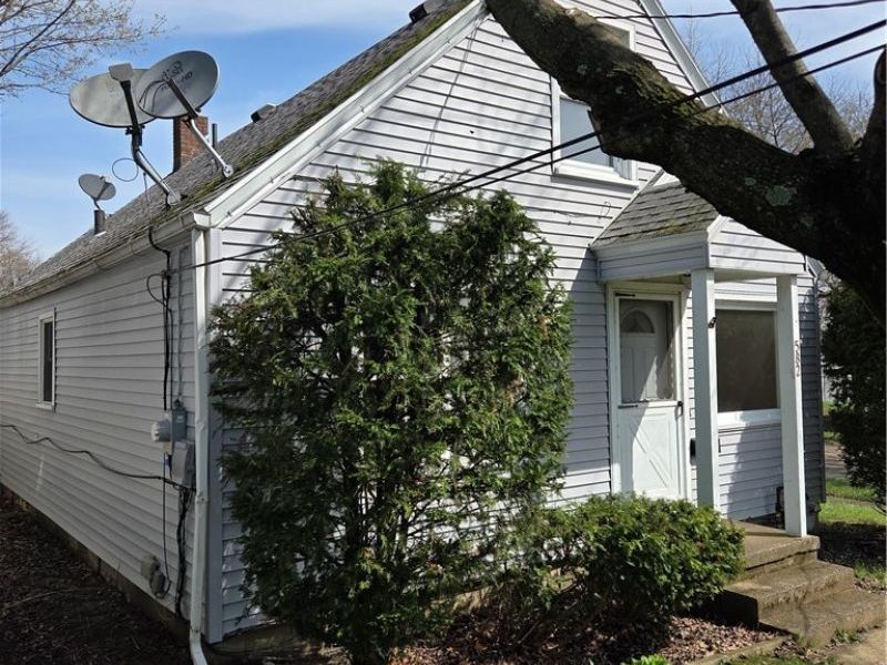 582 Roxbury Avenue , Youngstown, OH 44502 Photo 6