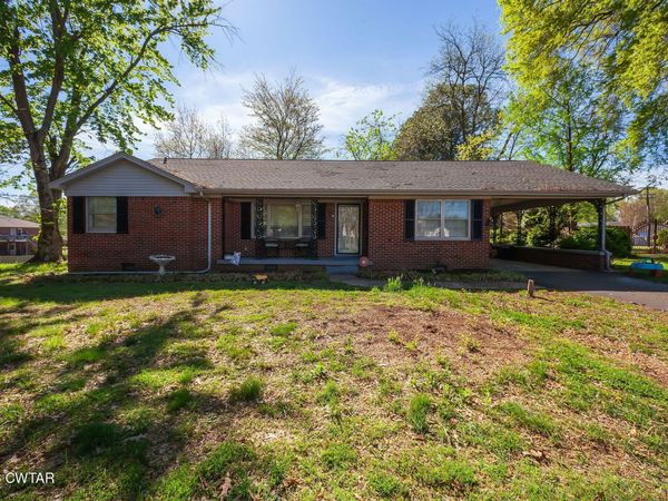 805 W Main Street, Newbern, TN 38059