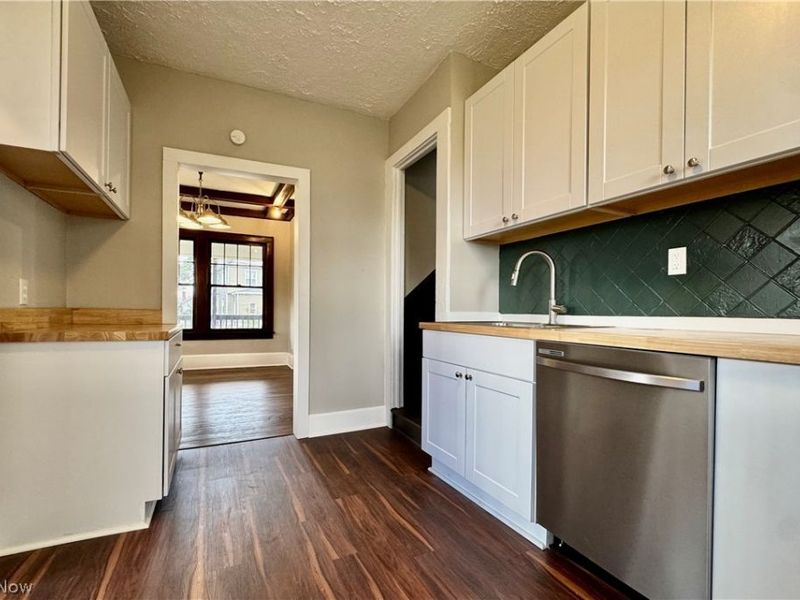 1225 Woodland Avenue NW, Canton, OH 44703 Photo 8