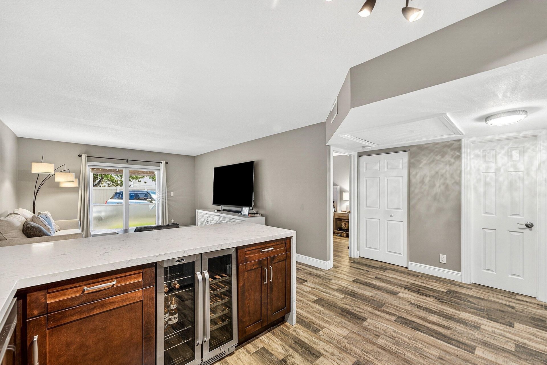 101 E Mcnab Road, Unit 304, Pompano Beach, FL 33060 Photo