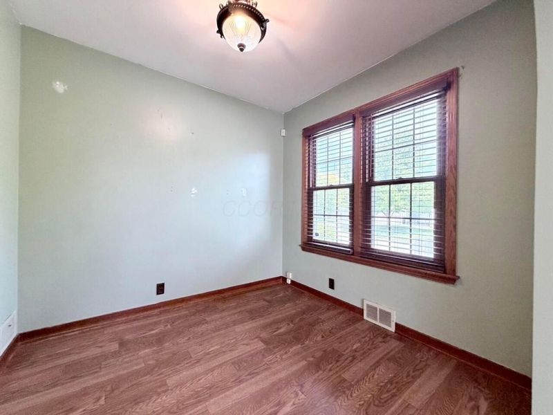 121 S Southampton Avenue, Columbus, OH 43204 Photo 10