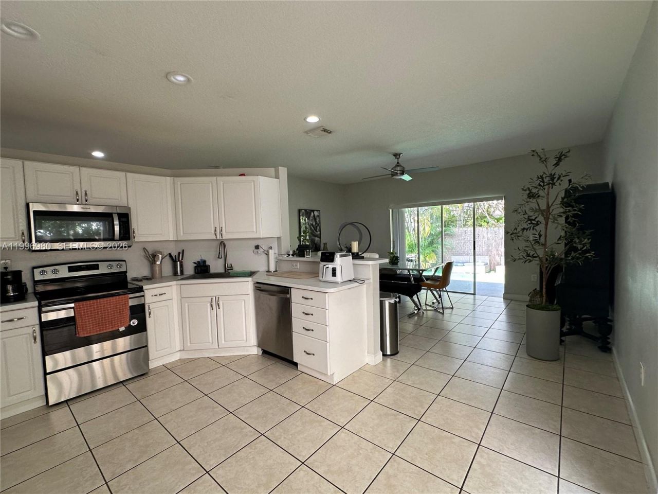 4748 NW 111th Ct , Unit 4748, Doral, FL 33178 Photo