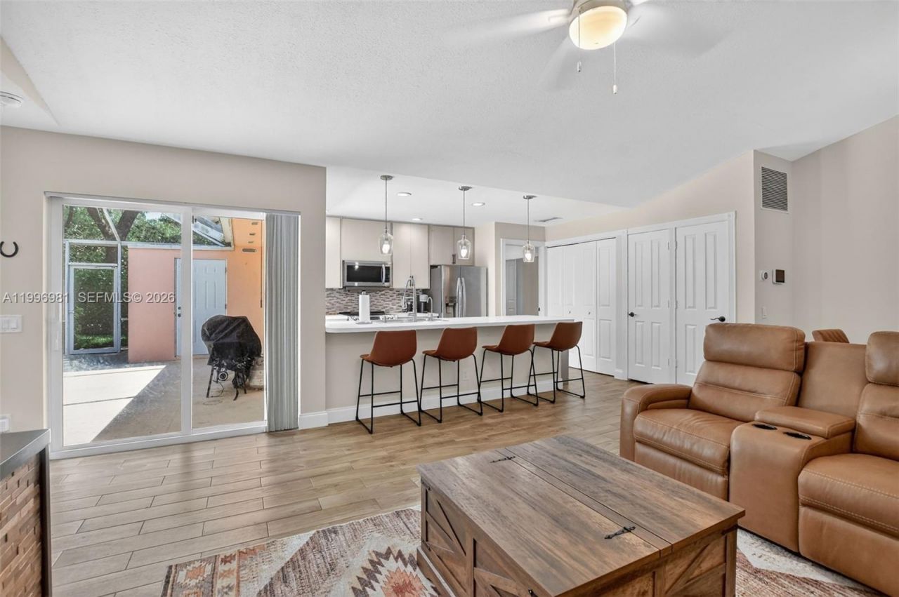 102 Sun Terrace Ct, Palm Beach Gardens, FL 33403 Photo