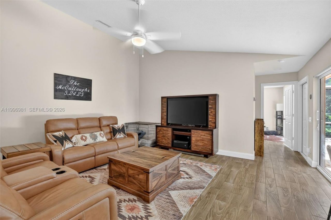 102 Sun Terrace Ct, Palm Beach Gardens, FL 33403 Photo