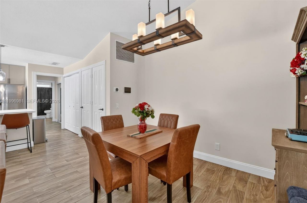 102 Sun Terrace Ct, Palm Beach Gardens, FL 33403 Photo