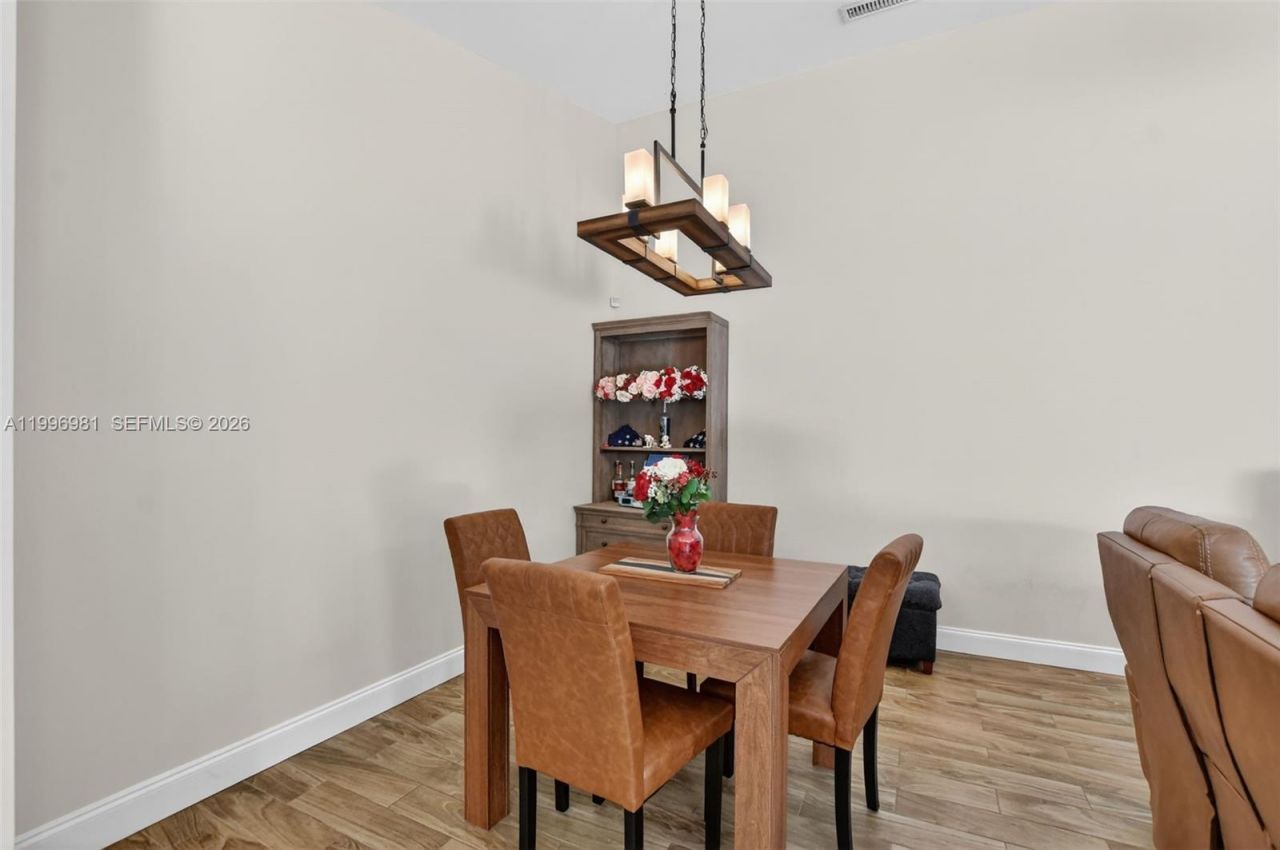 102 Sun Terrace Ct, Palm Beach Gardens, FL 33403 Photo