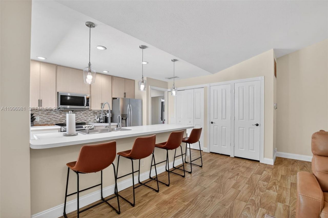 102 Sun Terrace Ct, Palm Beach Gardens, FL 33403 Photo