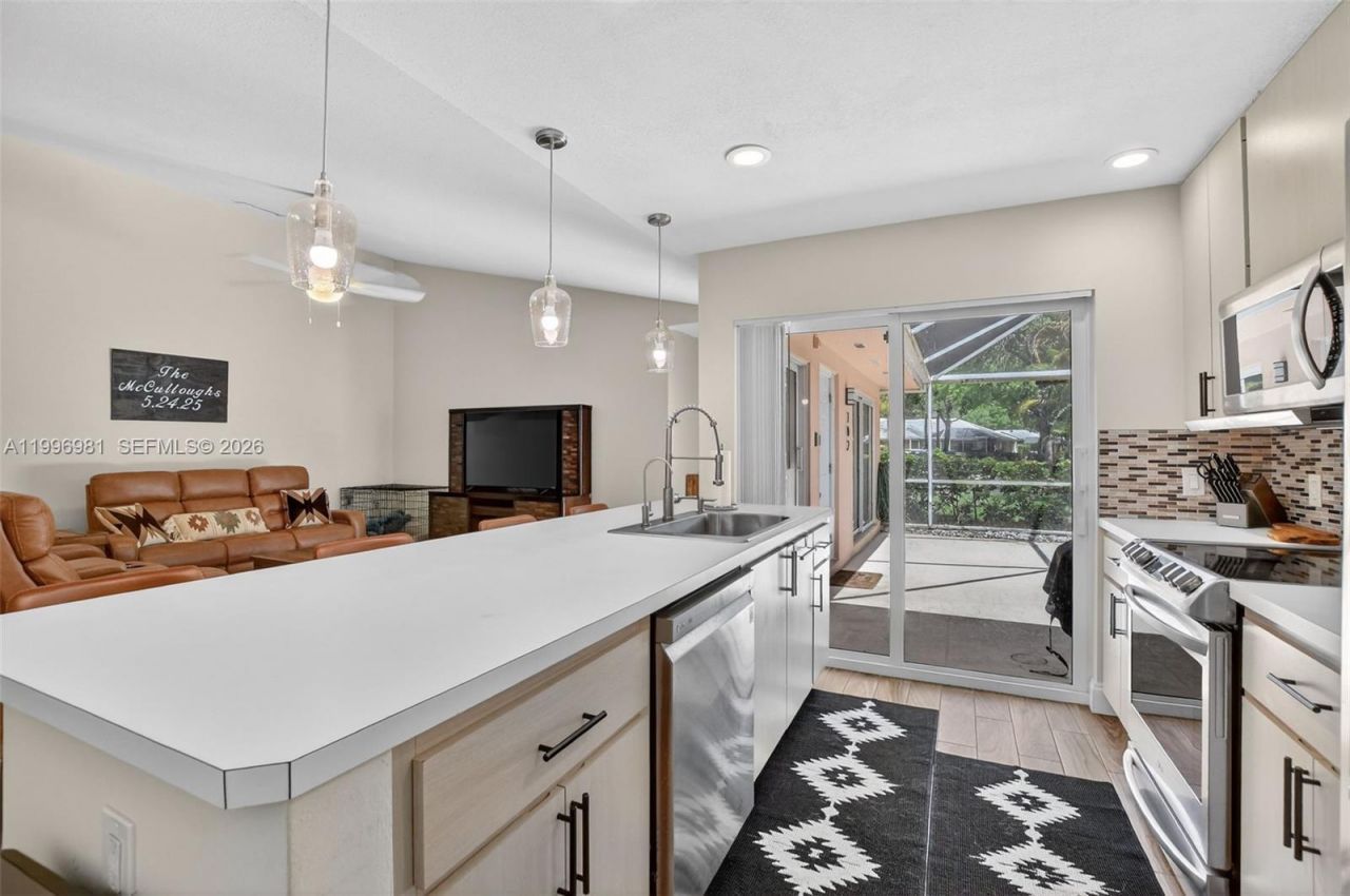 102 Sun Terrace Ct, Palm Beach Gardens, FL 33403 Photo