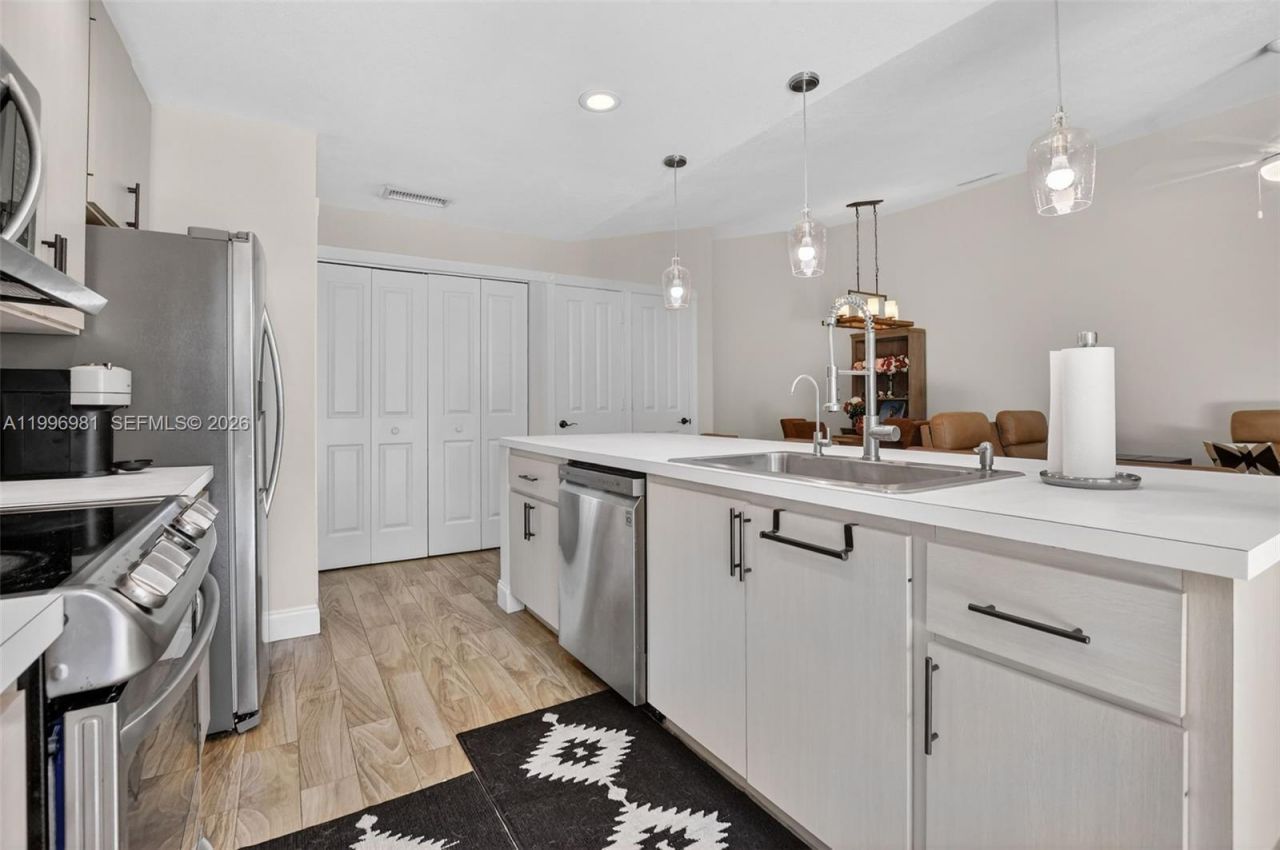 102 Sun Terrace Ct, Palm Beach Gardens, FL 33403 Photo