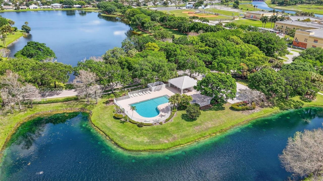 102 Sun Terrace Ct, Palm Beach Gardens, FL 33403 Photo