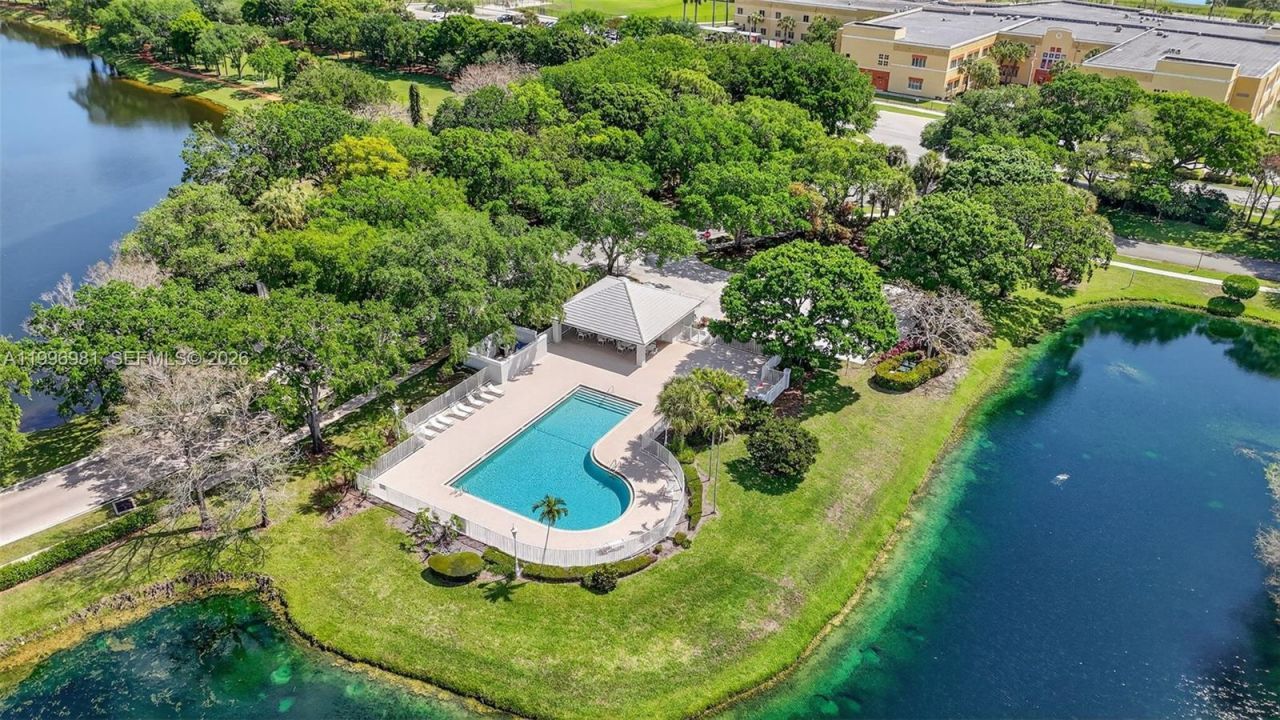 102 Sun Terrace Ct, Palm Beach Gardens, FL 33403 Photo