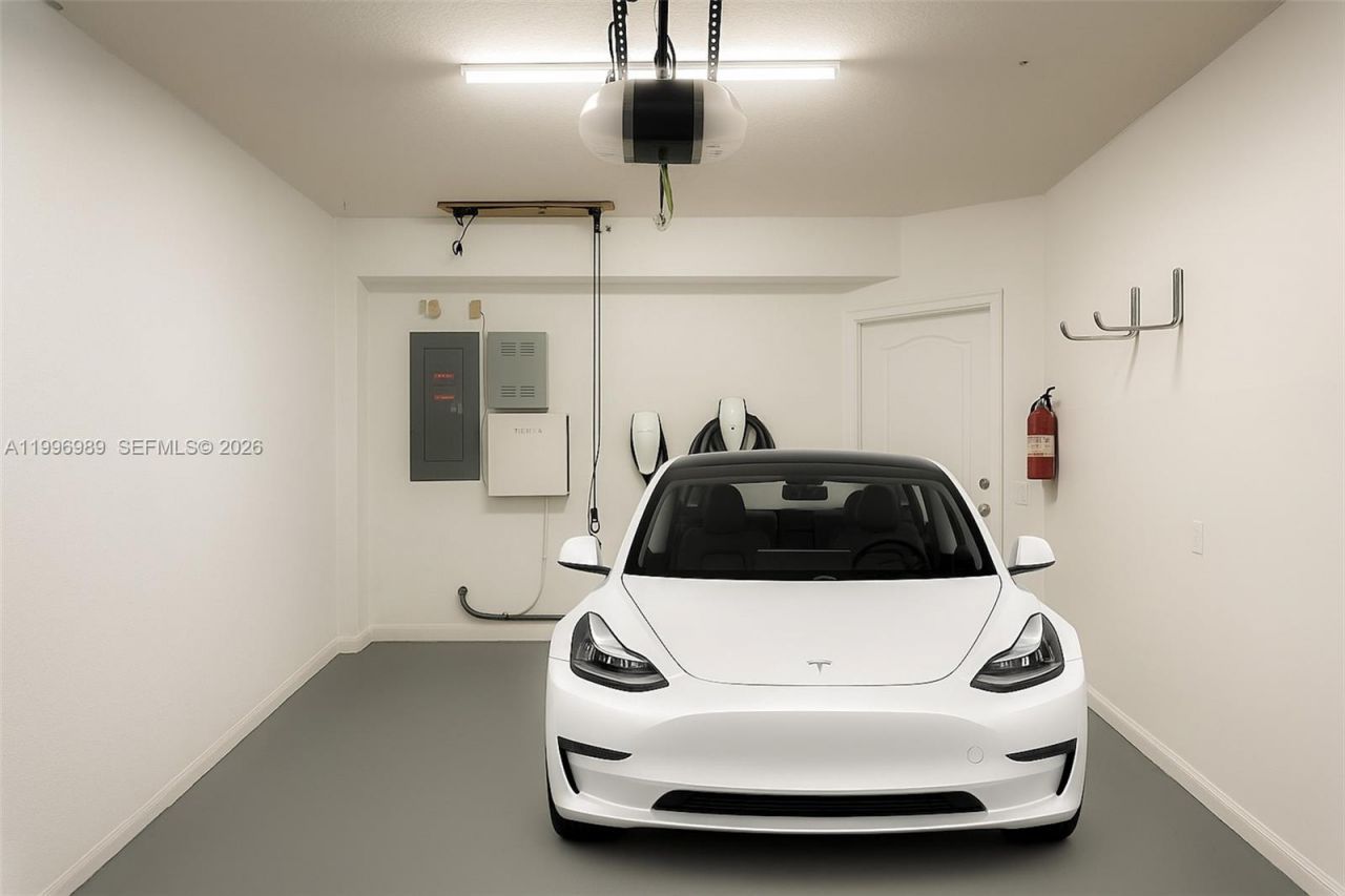 197 Santa Barbara Way, Palm Beach Gardens, FL 33410 Photo