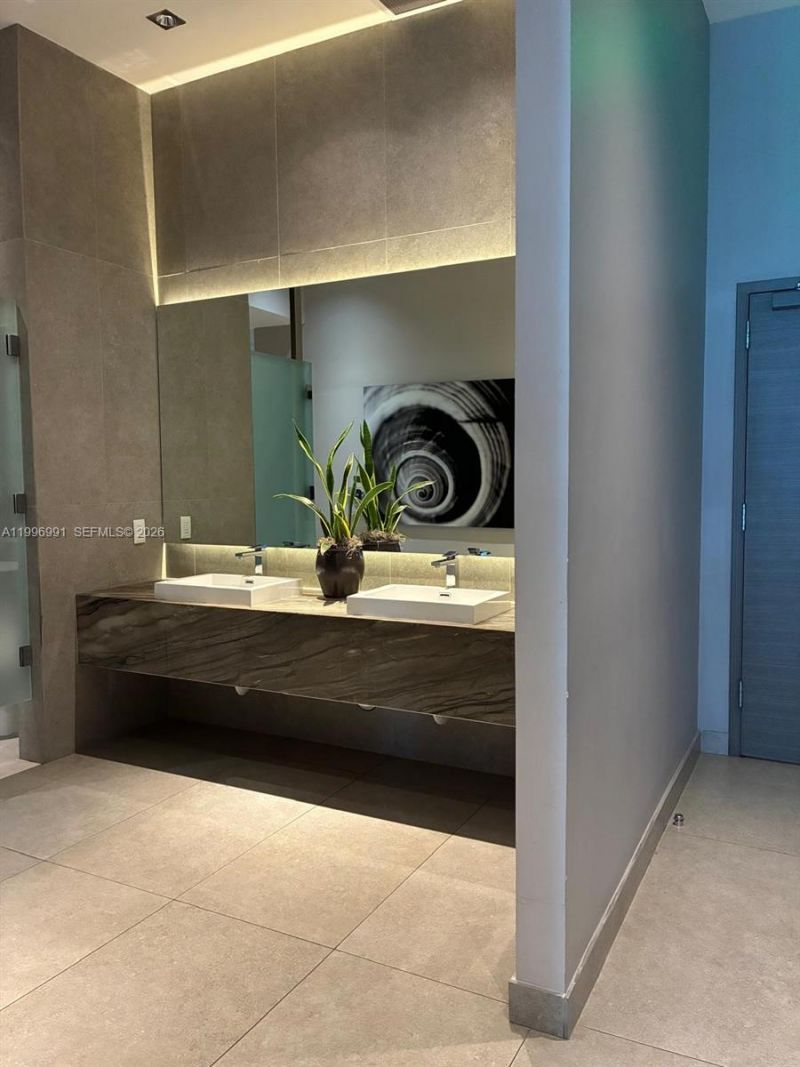 1100 S Miami Ave, Unit 3309, Miami, FL 33130 Photo