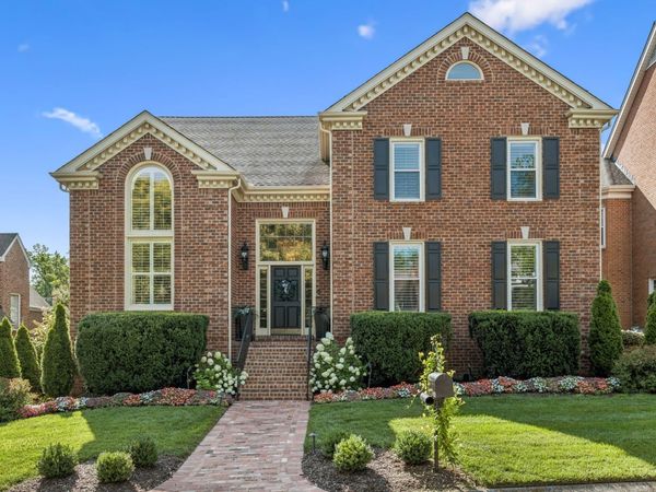 203 Kensington Park , Nashville, TN 37215