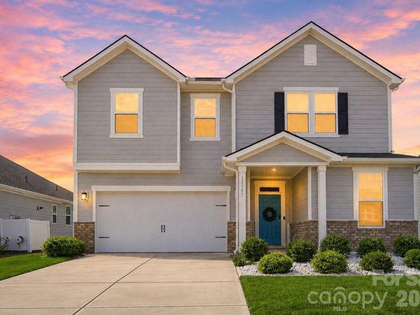 12307 Rowan Hill Drive, Huntersville, NC 28078