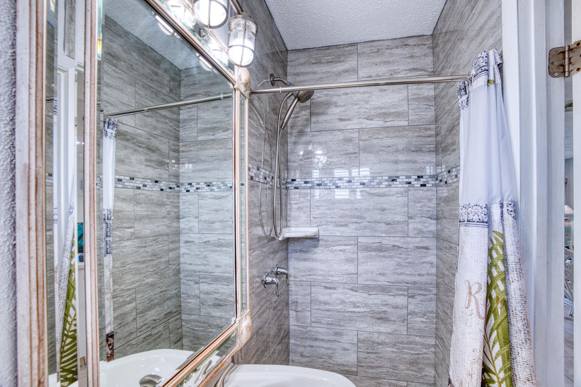 1500 Ocean Bay Drive, Unit E5, Key Largo, FL 33037 Photo