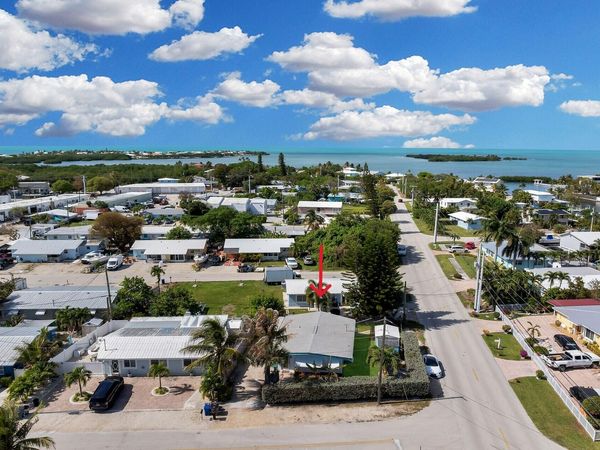 10888 3rd Avenue Gulf, MARATHON, FL 33050