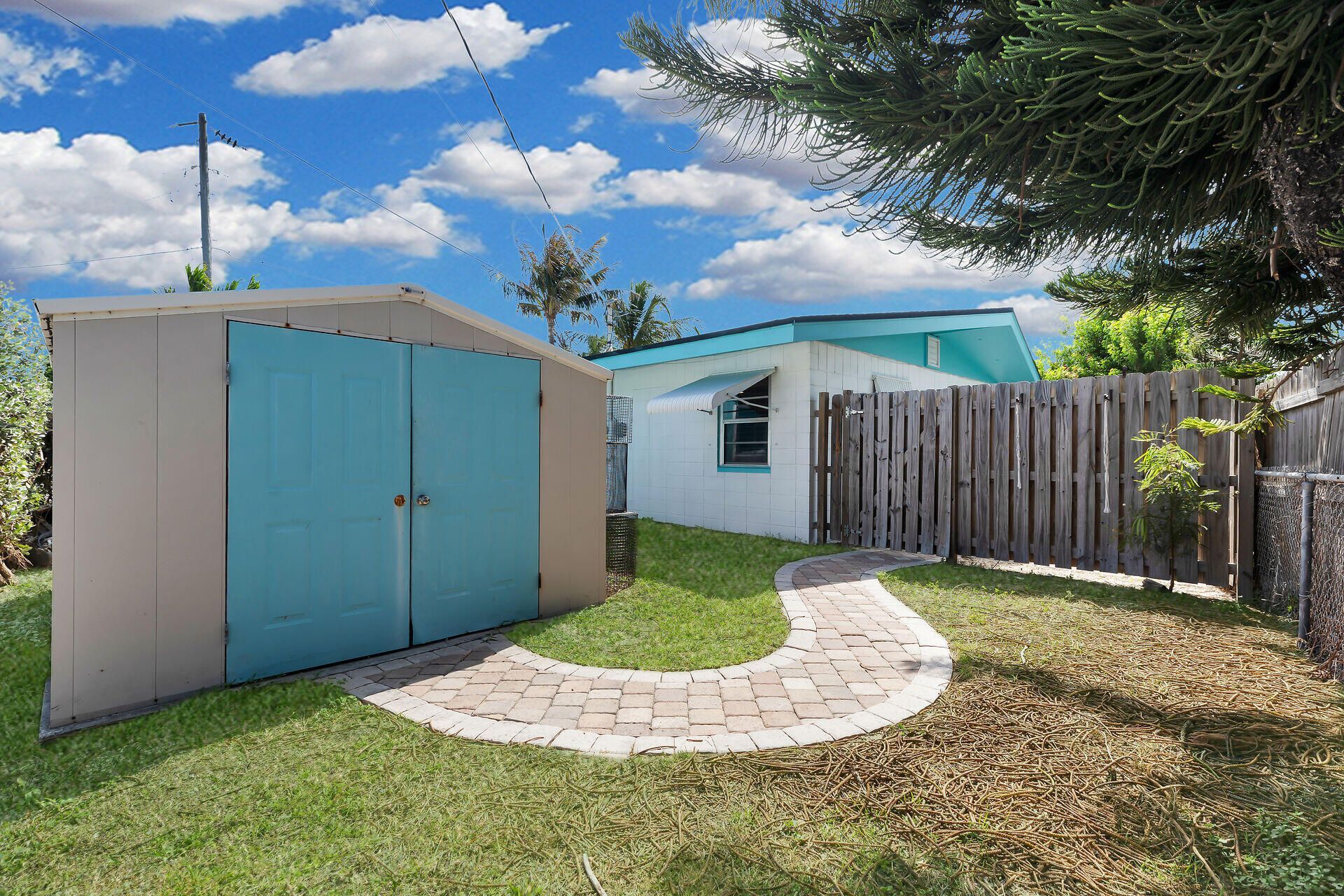 10888 3rd Avenue Gulf, Marathon, FL 33050 Photo