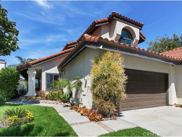 6250 E Quartz Lane, Anaheim Hills, CA 92807