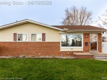 3229 Ward Street, Trenton, MI 48183