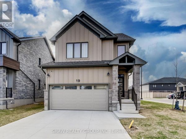 32 Faith Street , Cambridge, ON N1T0E8