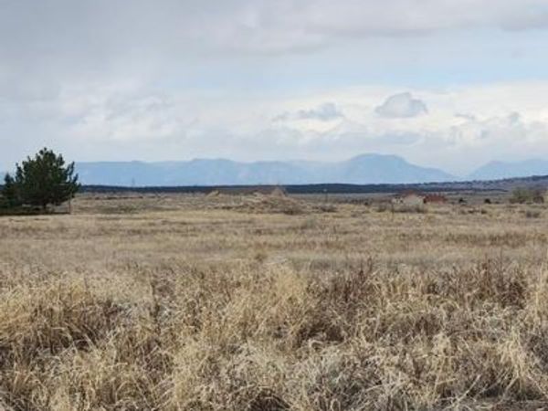 869 E Platteville Blvd, Pueblo West, CO 81007