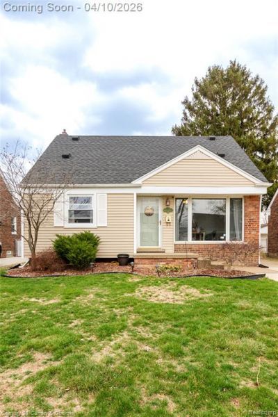 9625 Ruth Avenue, Allen Park, MI 48101 Main Photo