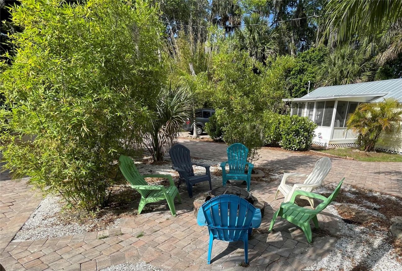 303 Mary Avenue, Unit 3, New Smyrna Beach, FL 32168 Photo