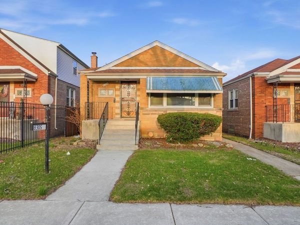 8305 S Paxton Avenue , Chicago, IL 60617