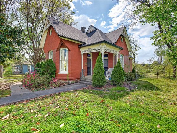 1016 S 4th Street , Rogers, AR 72756