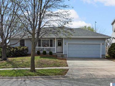 709 W Jennifer Drive , Lincoln, NE 68521