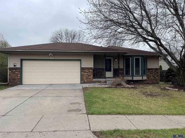 4121 Duxhall Drive , Lincoln, NE 68516