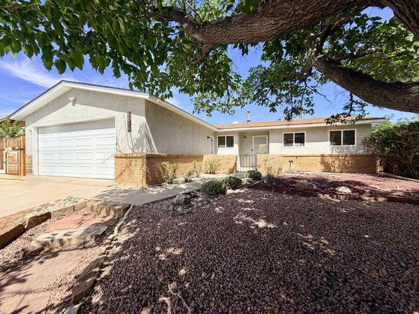 1216 Landman Drive NE, Albuquerque, NM 87112