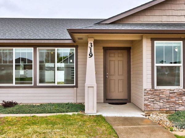 319 Magnolia Ave, Fruitland, ID 83619