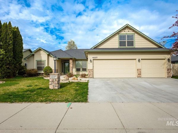 4227 N Rhodes Ave, Meridian, ID 83646