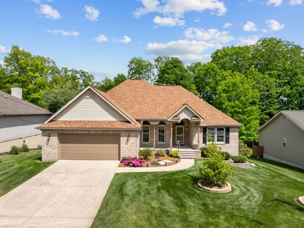 222 Amherst Ln, Crossville, TN 38558