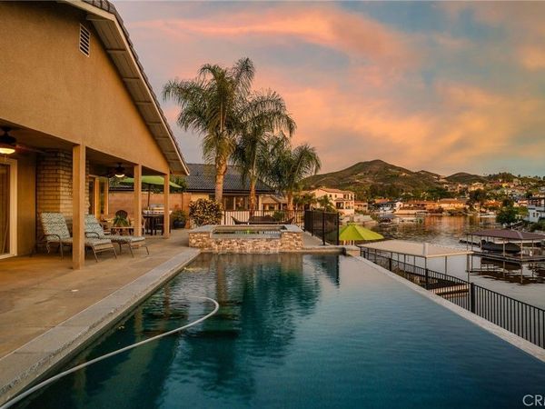 30249 Spray Drive, Canyon Lake, CA 92587