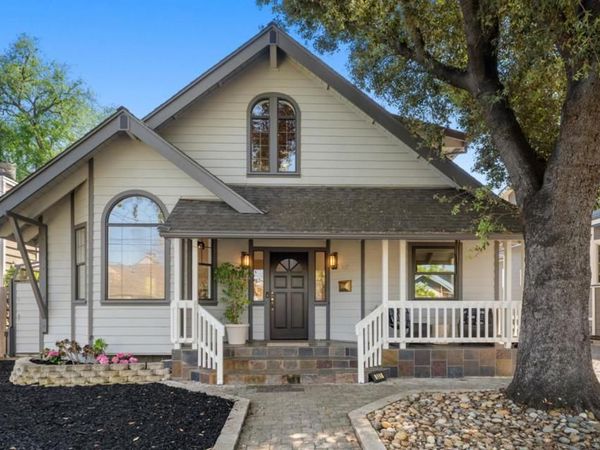 537 Mountain View Avenue, Mountain View, CA 94041