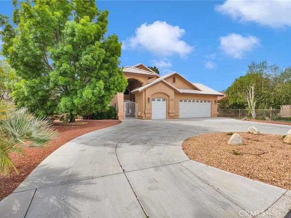 14685 Cool Glen Drive, Helendale, CA 92342