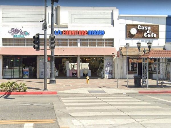 7028 Pacific Blvd , Huntington Park, CA 90255