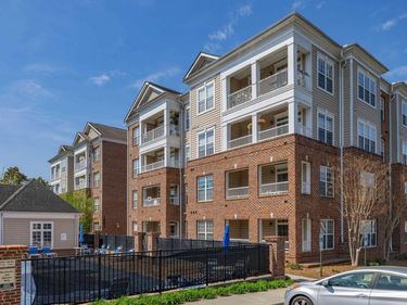 1051 GLENWOOD STATION LN, Unit 102, Charlottesville, VA 22901