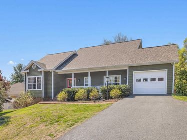 1110 HIGHLANDS DR, Charlottesville, VA 22901