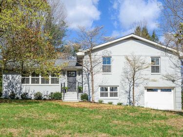 103 CHAUCER RD, Charlottesville, VA 22901