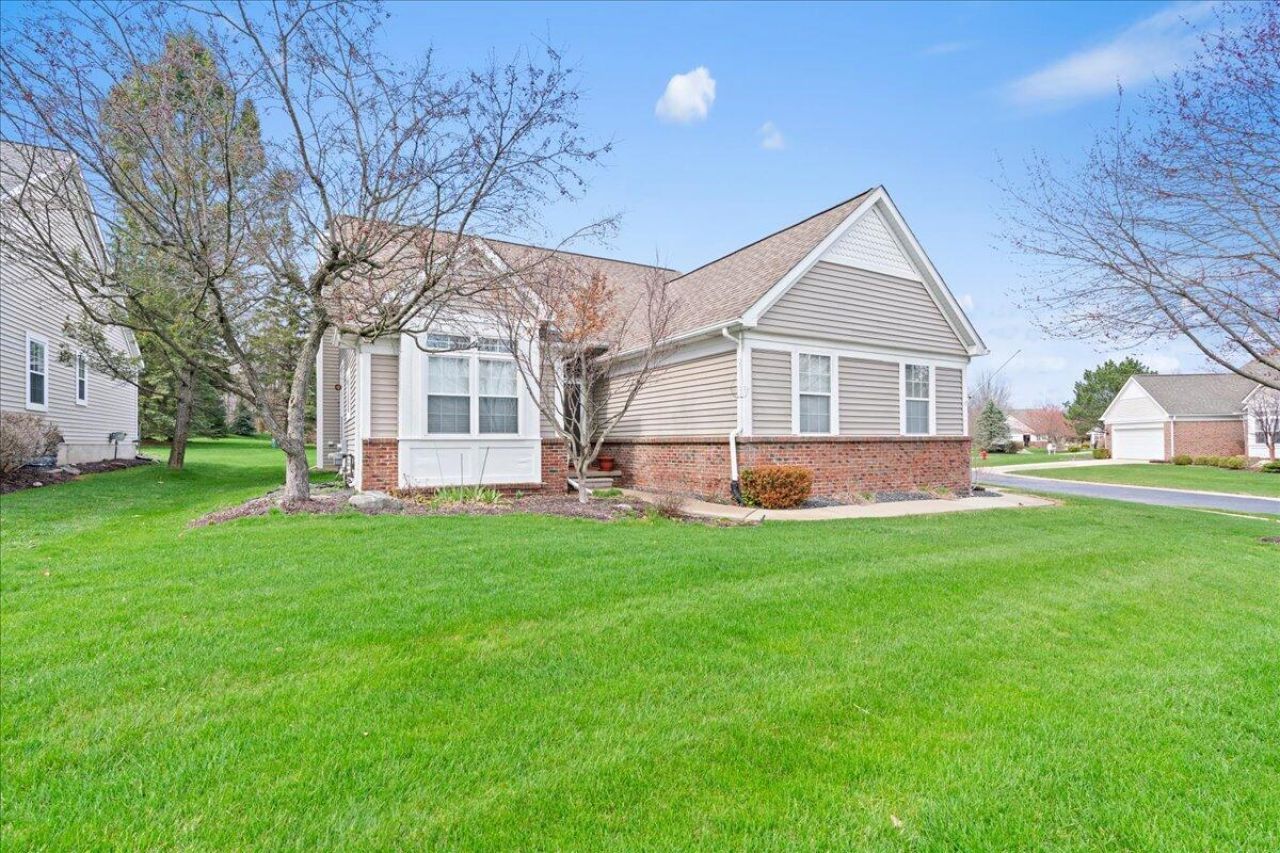 3168 Mackenzie Drive, Howell, MI 48843 Main Photo