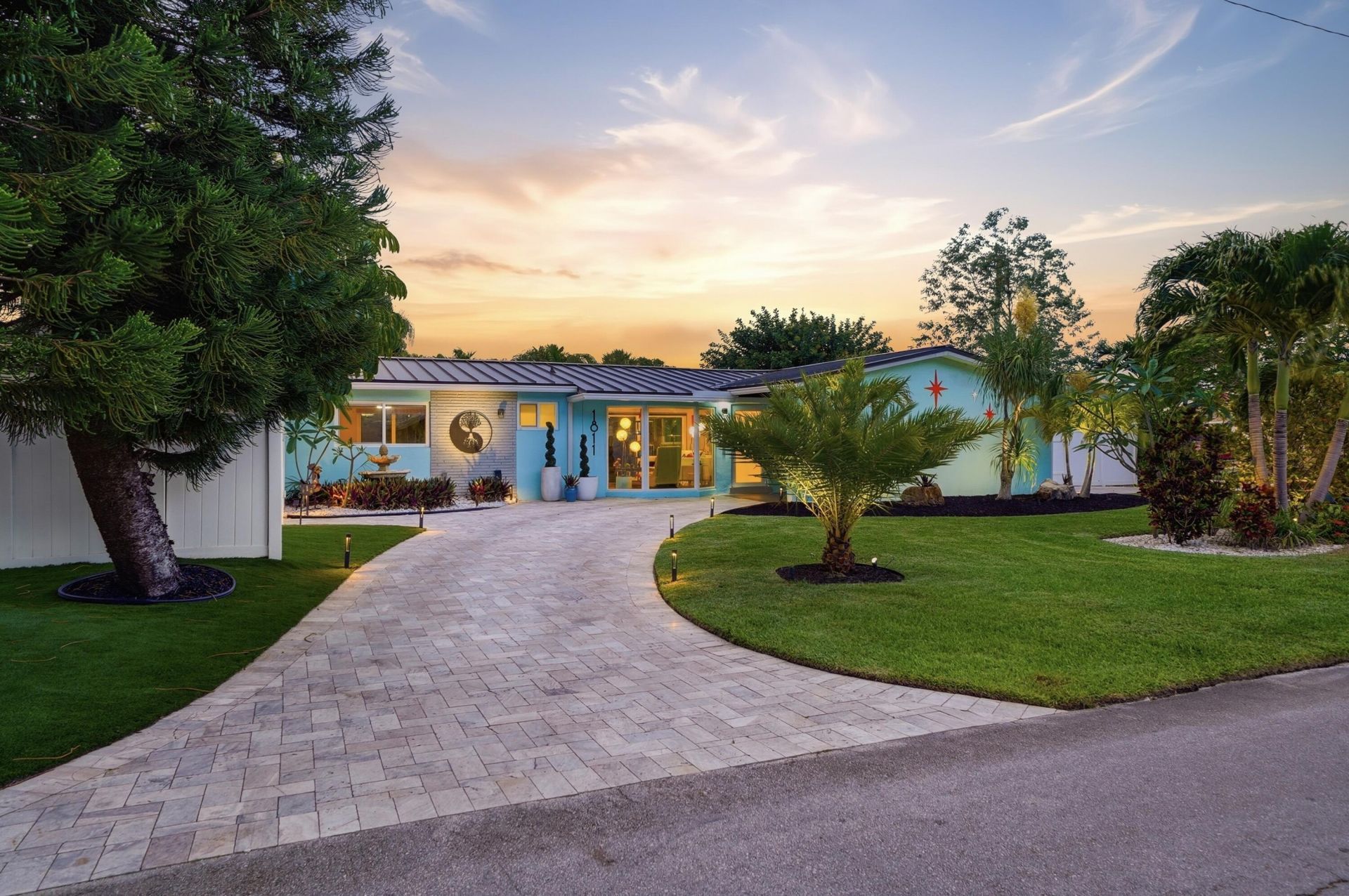 1811 NE 57th Street, Fort Lauderdale, FL 33308 Photo