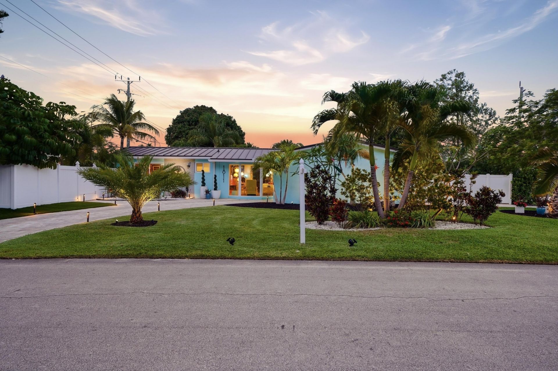 1811 NE 57th Street, Fort Lauderdale, FL 33308 Photo