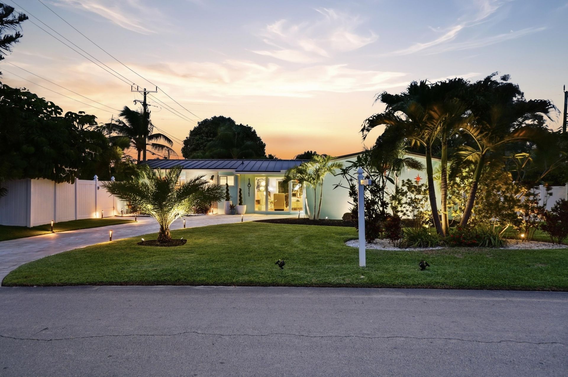 1811 NE 57th Street, Fort Lauderdale, FL 33308 Photo